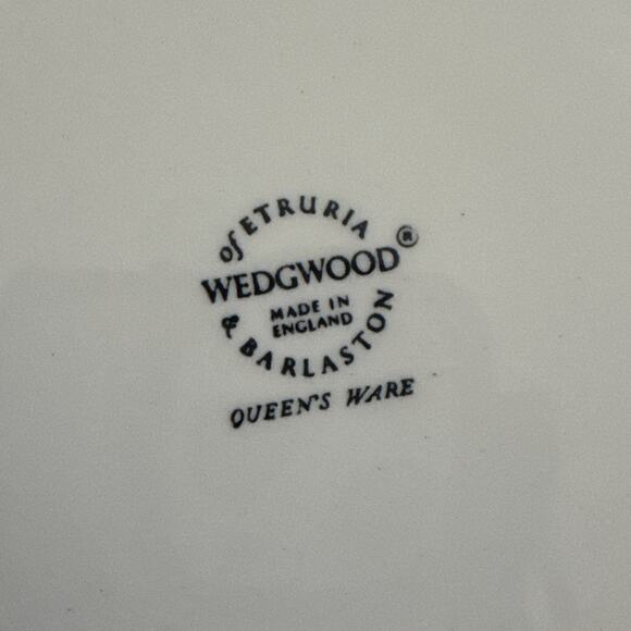 Vintage WEDGWOOD Etruria & Barlaston Queens Desert Plates Appetizer Bread - Picture 8 of 10